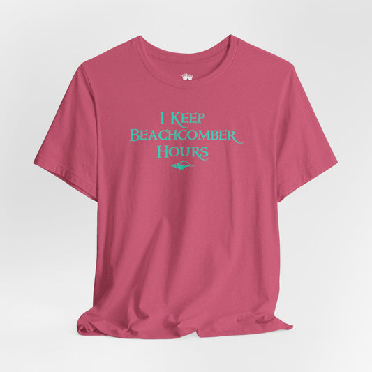 Beachcomber Hours | Beachy Bella | T-Shirt