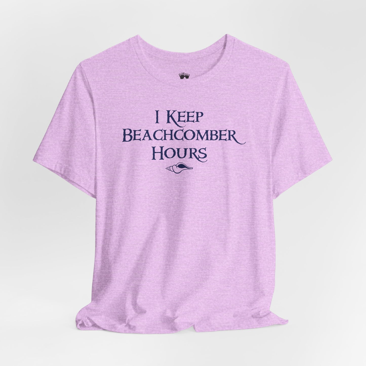 Beachcomber Hours | Beachy Bella | T-Shirt