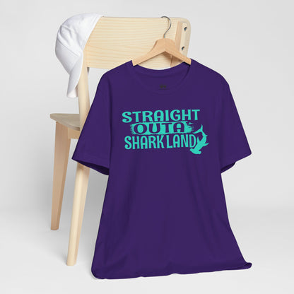 T-Shirts Beachy | Bella+Canvas | Straight Outa' Shark Land | T-Shirt